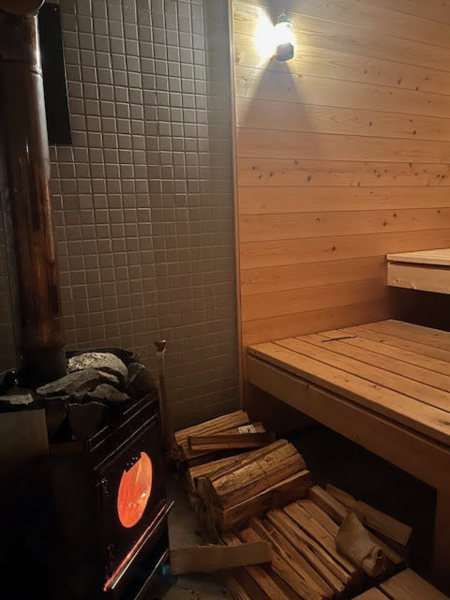 GROVE INN（グローブイン）